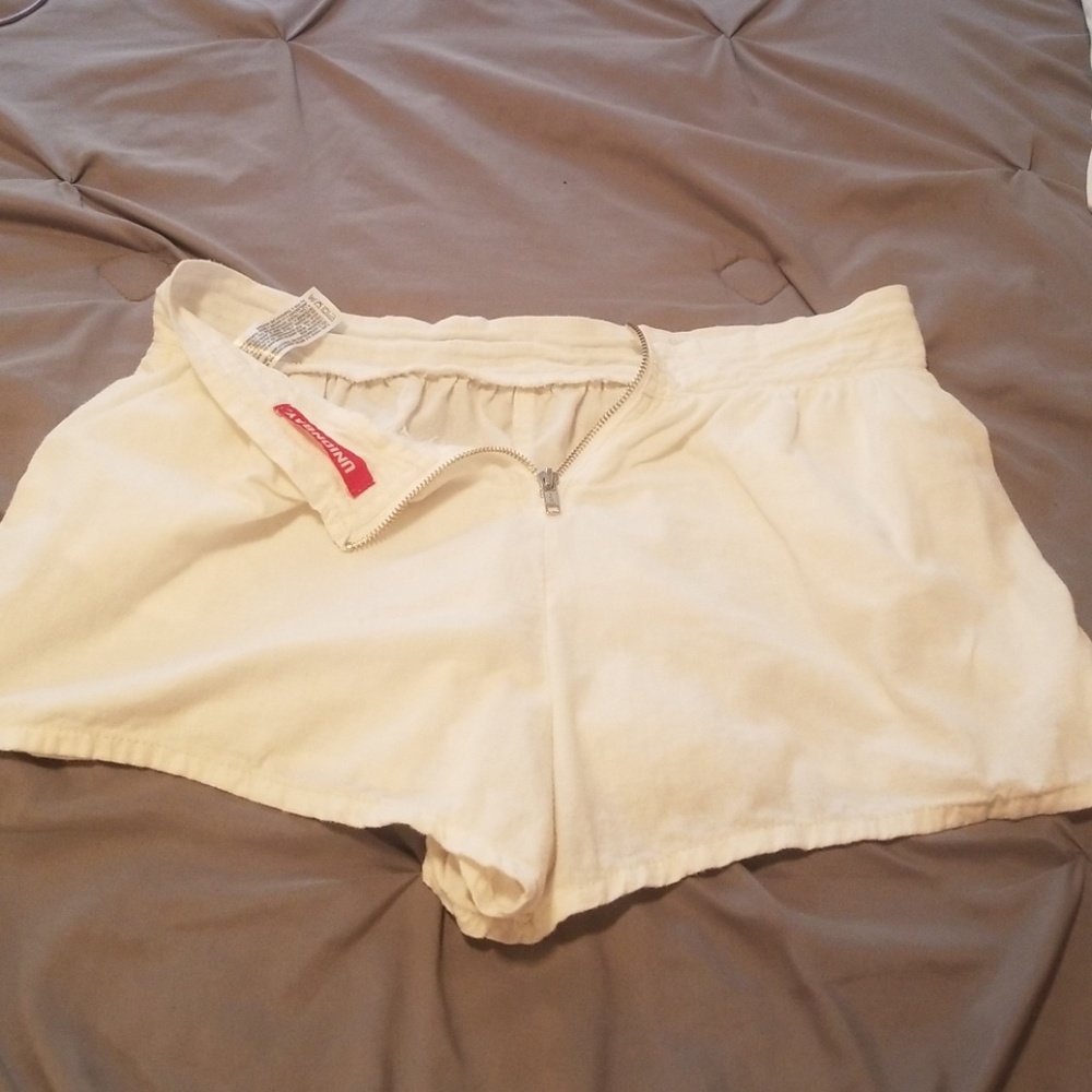 White zipper shorts